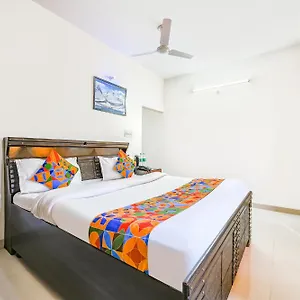 Hotel Fabhotel Ginger Grass
